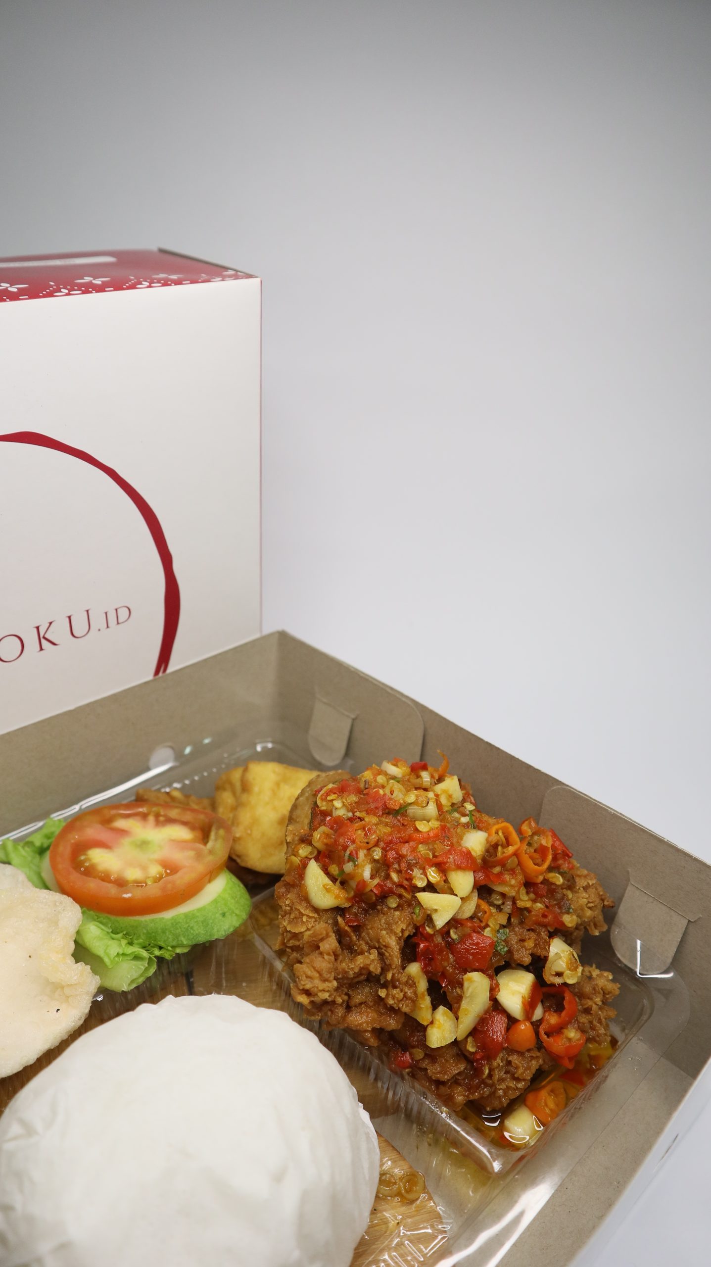Saleroku catering menyediakan rekomendasi catering nasi box area Tangerang dengan menu enak