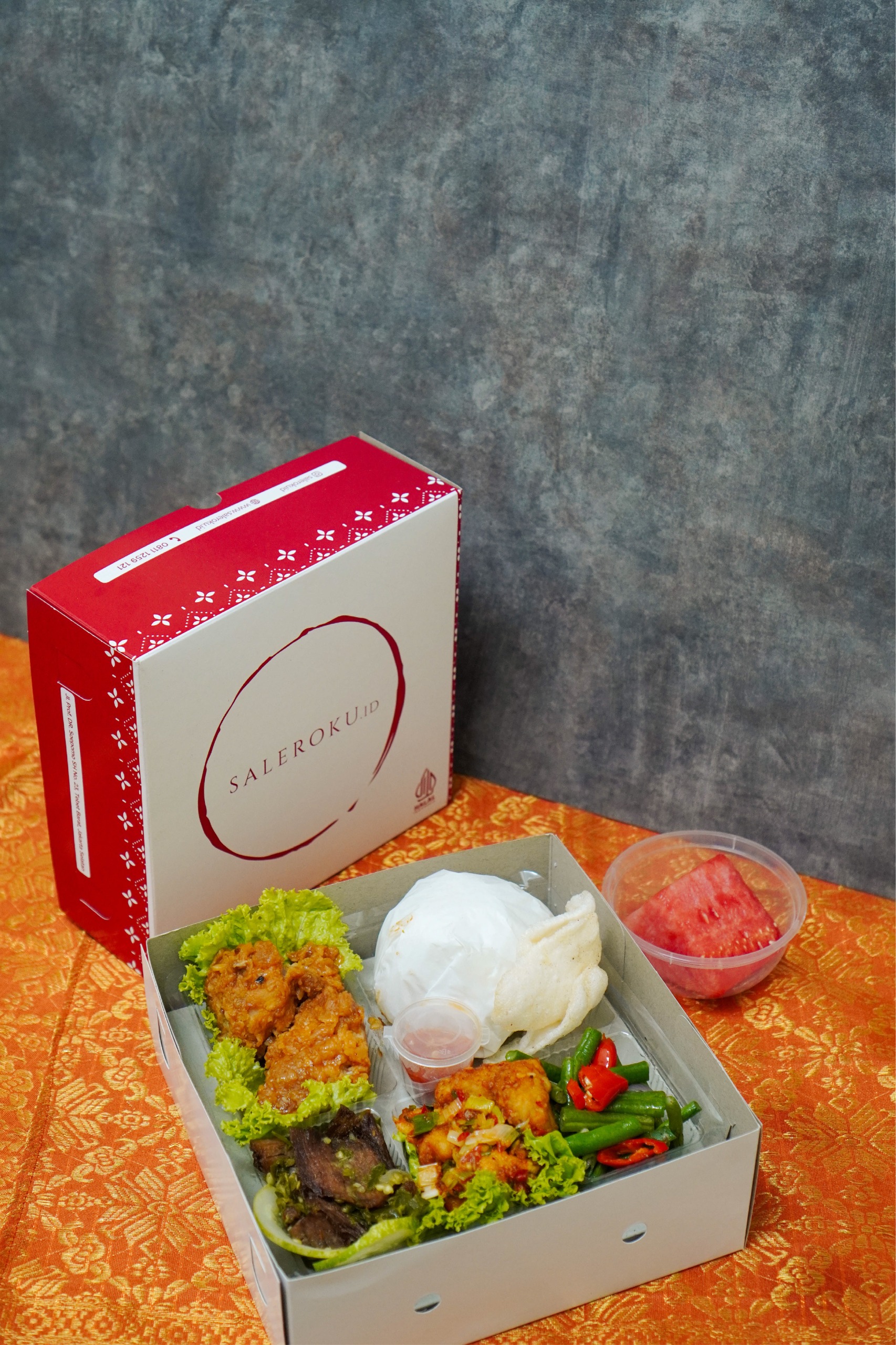 Nasi box premium dari Saleroku Catering Jakarta, dengan harga Rp35.000 memiliki rasa enak dan melayani area Jadetabek